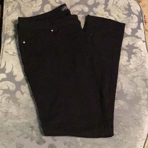 ALMOST FAMOUS DRESS PANTS - Picture 3 of 14